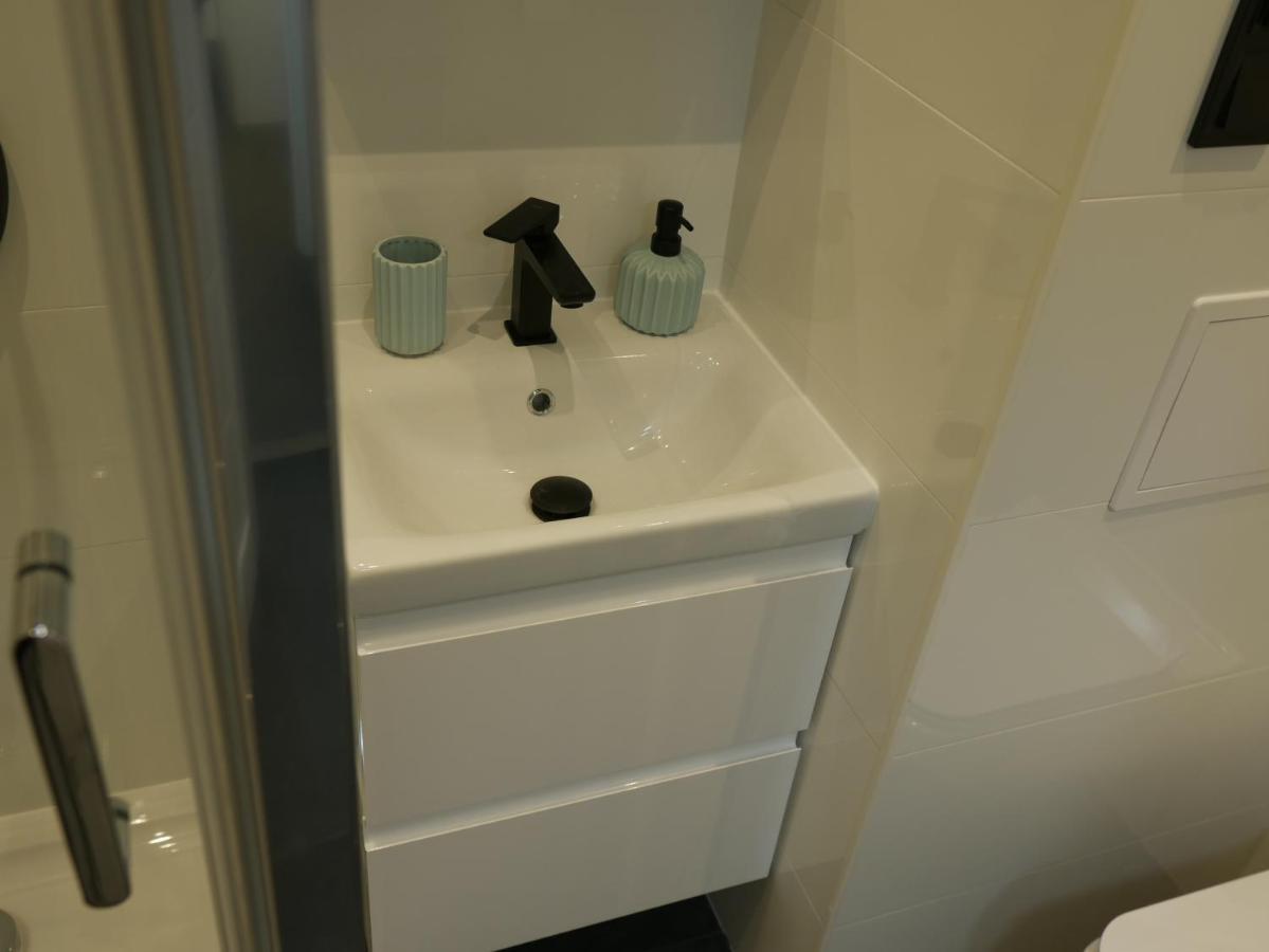Auschwitz New Flat For Rent Air Conditioning In The Apartament Oswiecim Nowe Mieszkanie - Centrum Klimatyzacja W Mieszkaniu 아파트 외부 사진